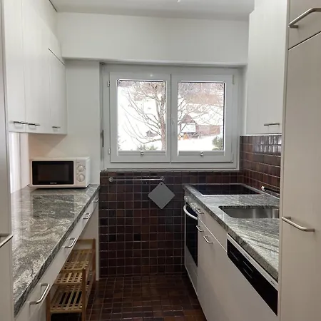 아파트 Homes Casa Curnera 1-6 락스