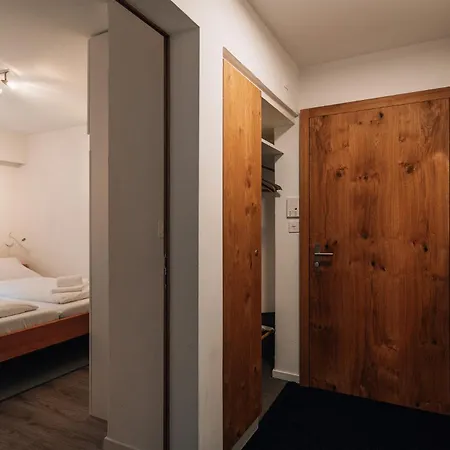 Homes Casa Curnera 1-6 شقة