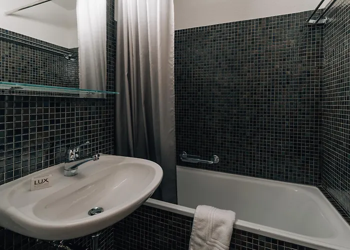 Homes Casa Curnera 1-6 * Laax